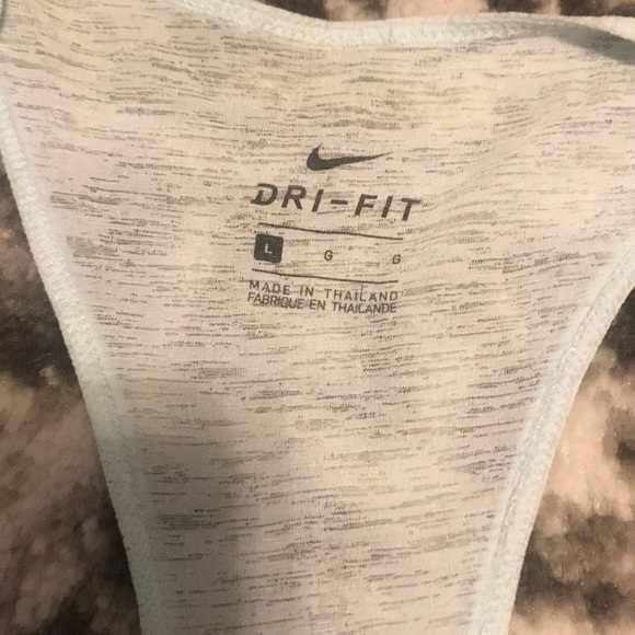 Nike drifit tanktop - Picture 2 of 3